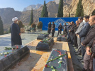 تجدید میثاق کارکنان و دانشجویان با غبارروبی مزار شهدای گمنام