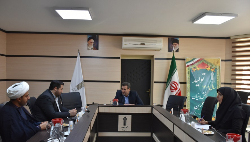 رئیس حوزه هنری کرمانشاه: دانشگاه جامع علمی کاربردی از بهترین شیوه آموزش برای رشد و شکوفایی کشور برخوردار است