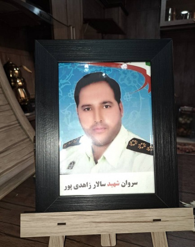 تکریم خانواده دانشجوی شهیدسالار زاهدی پور به مناسبت هفته دفاع مقدس